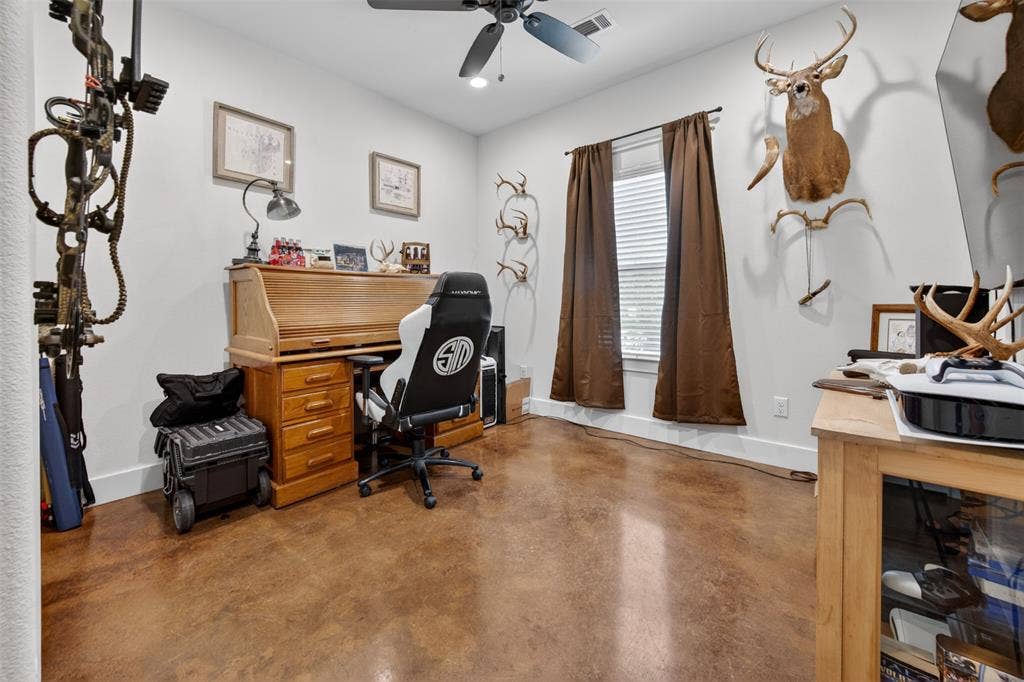 6371 Mill Run Road, Athens, TX 75751 treatments providing light control