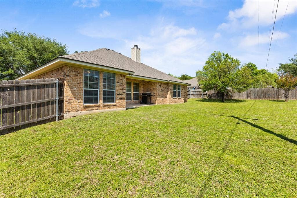 713 Ver-Lo Drive, Lorena, TX 76655 713 Ver-Lo Drive, Lorena, TX 76655