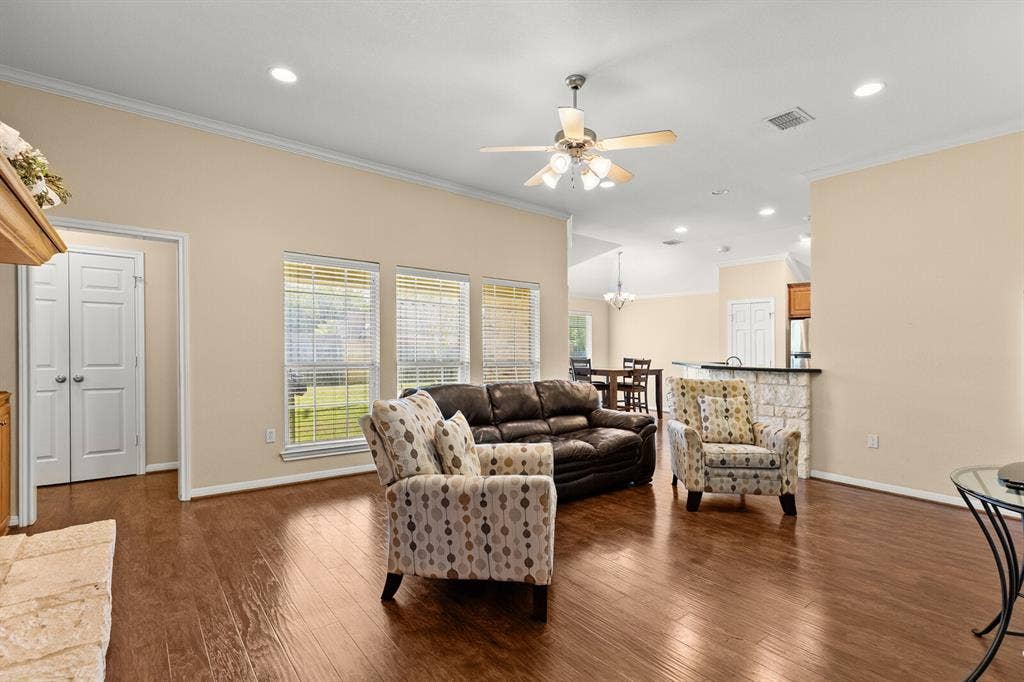 713 Ver-Lo Drive, Lorena, TX 76655 713 Ver-Lo Drive, Lorena, TX 76655