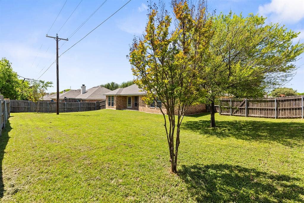 713 Ver-Lo Drive, Lorena, TX 76655 713 Ver-Lo Drive, Lorena, TX 76655