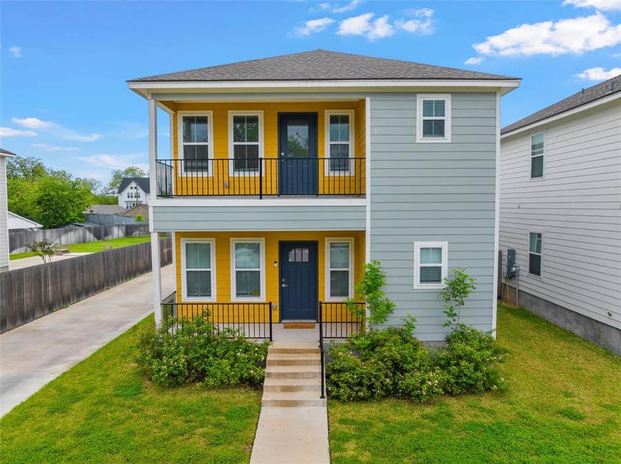 Property photo for 1108 Oakwood Avenue, Waco, TX