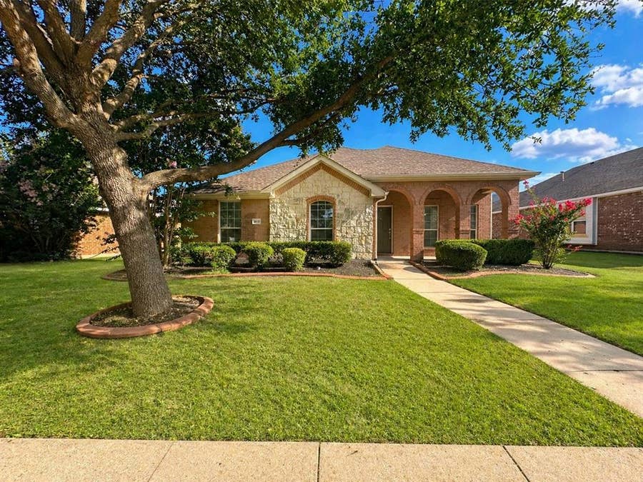 Property photo for 1612 Warm Springs Drive, Allen, TX