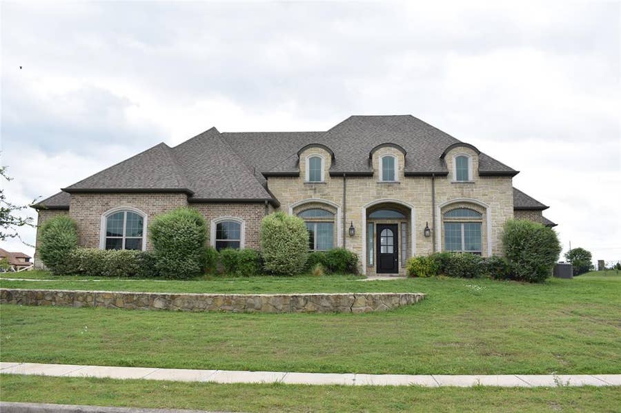 Property photo for 1024 Abbey Lane, McLendon Chisholm, TX