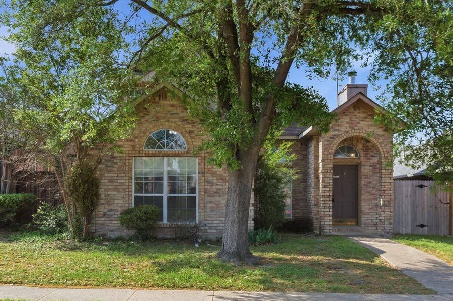 Property photo for 2314 Weatherby Drive, Mesquite, TX