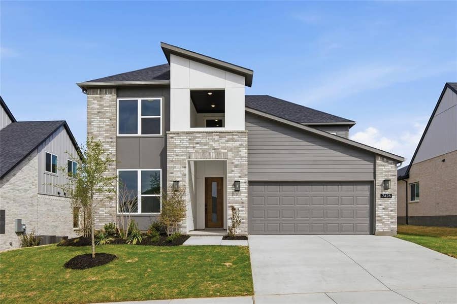 Property photo for 7428 Wayward wind Drive, Fort Worth, TX