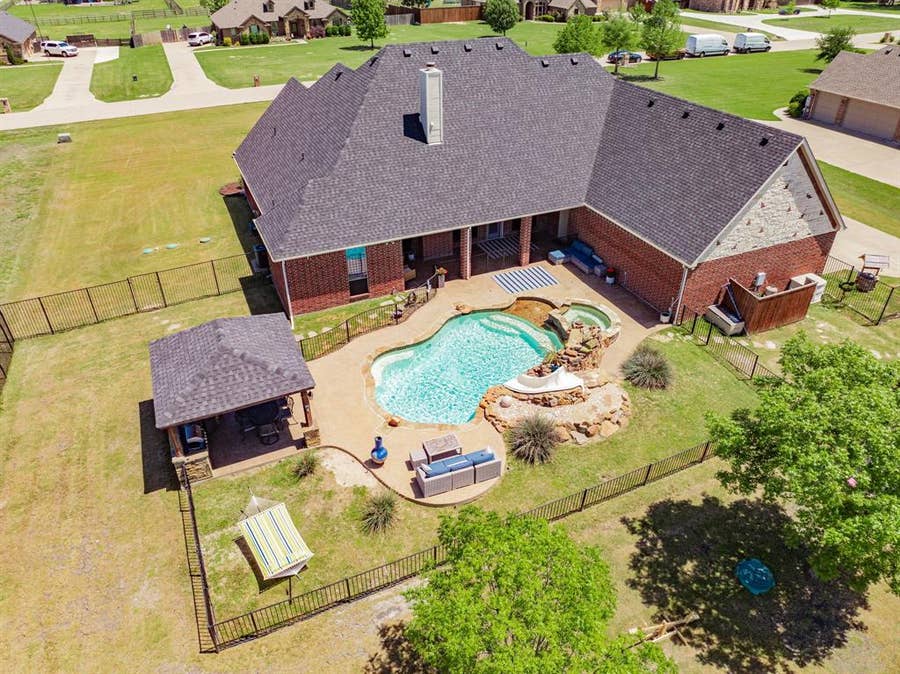Property photo for 12176 Livingston Way, Talty, TX