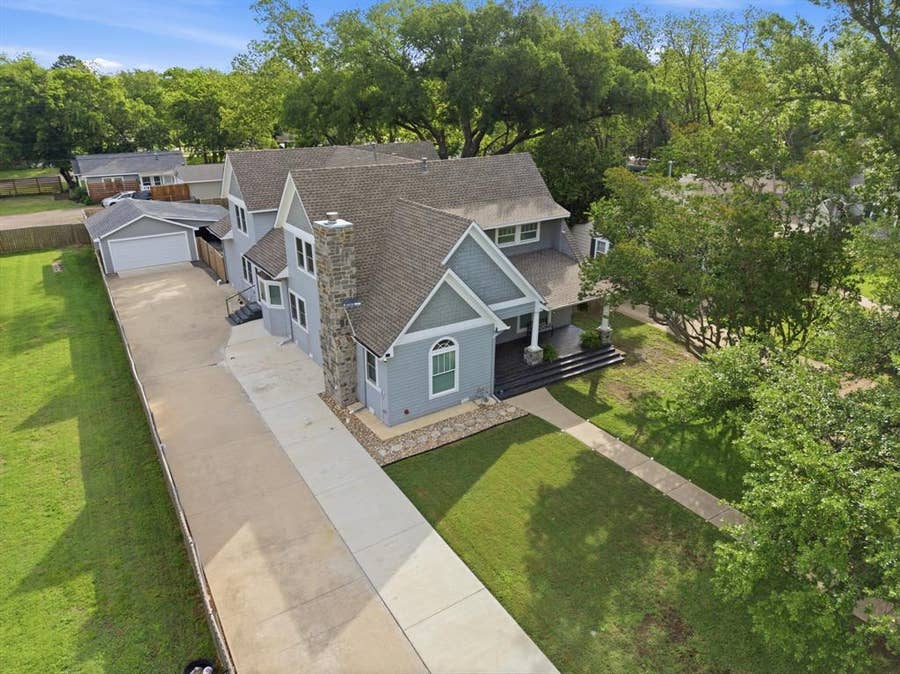 Property photo for 726 Griffith Avenue, Terrell, TX