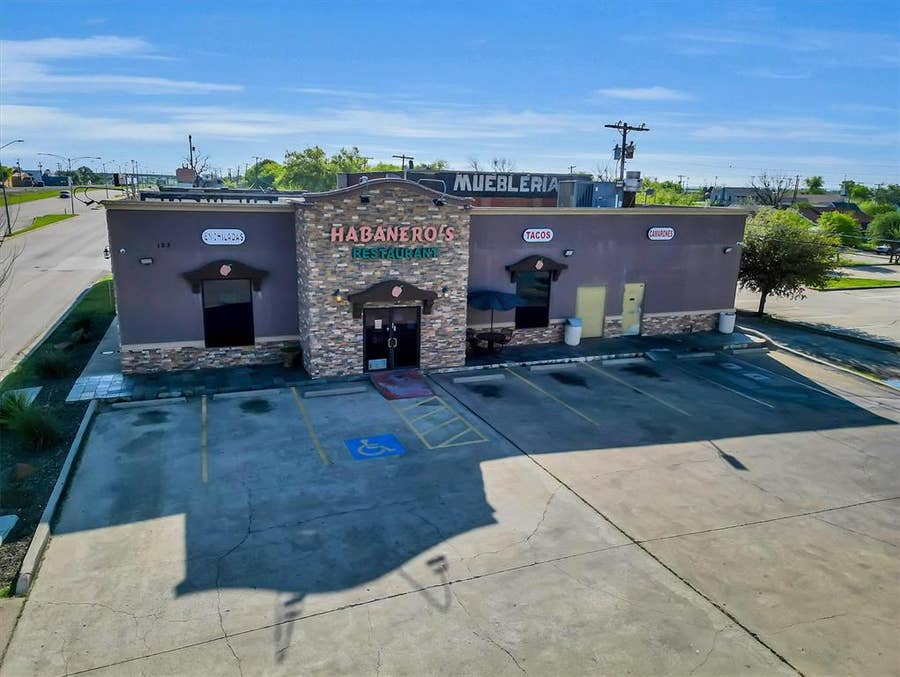 Property photo for 123 E Jefferson Street, Grand Prairie, TX