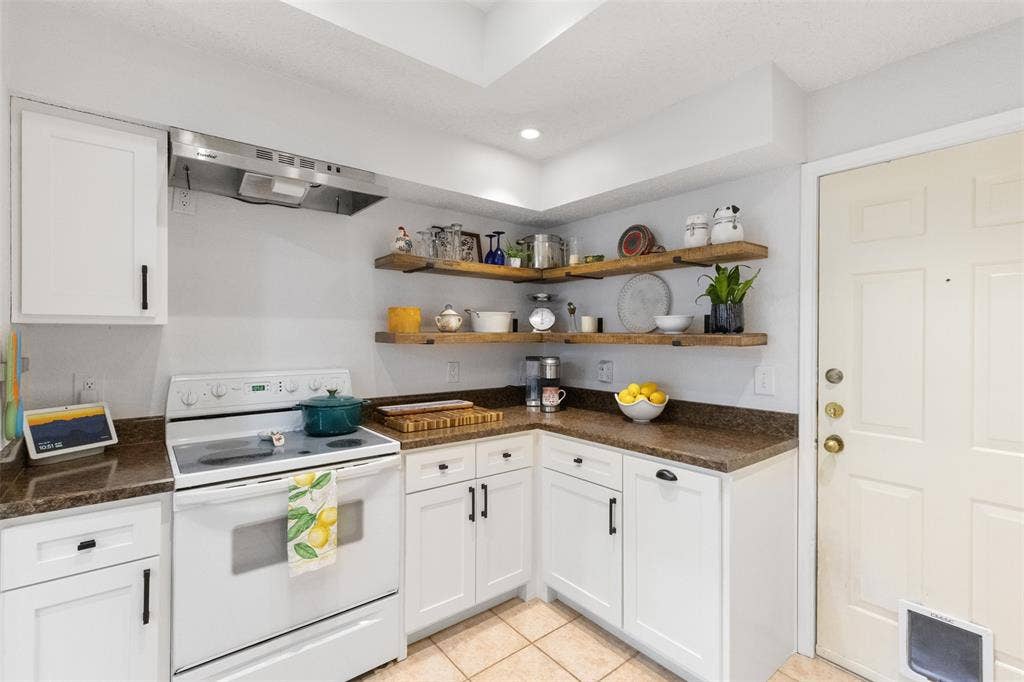 5590 Spring Valley Road, #C102, Dallas, TX 75254 5590 Spring Valley Road, #C102, Dallas, TX 75254