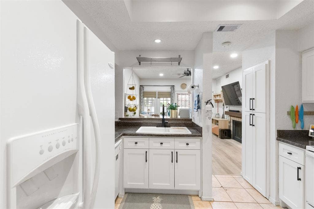 5590 Spring Valley Road, #C102, Dallas, TX 75254 5590 Spring Valley Road, #C102, Dallas, TX 75254