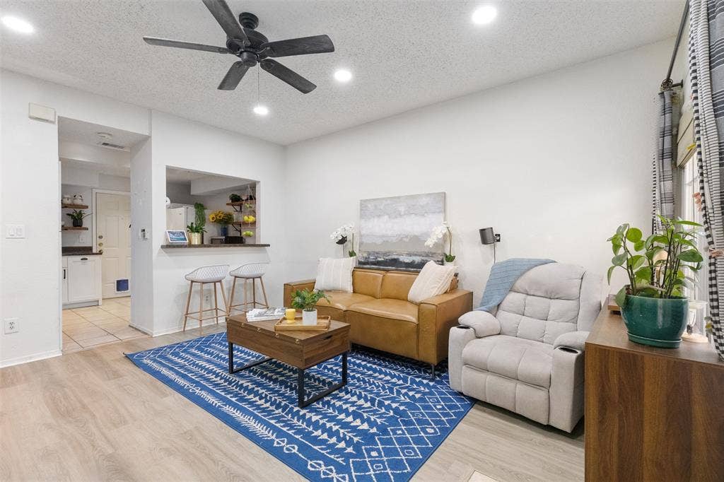5590 Spring Valley Road, #C102, Dallas, TX 75254 5590 Spring Valley Road, #C102, Dallas, TX 75254