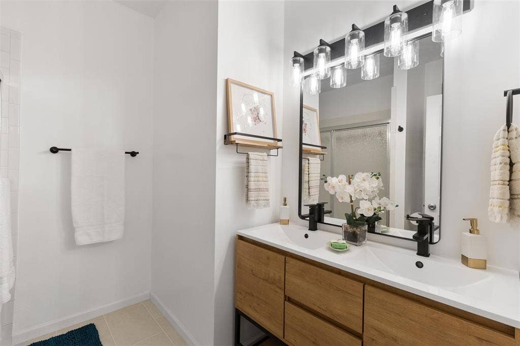 5590 Spring Valley Road, #C102, Dallas, TX 75254 newly installed dual vanity