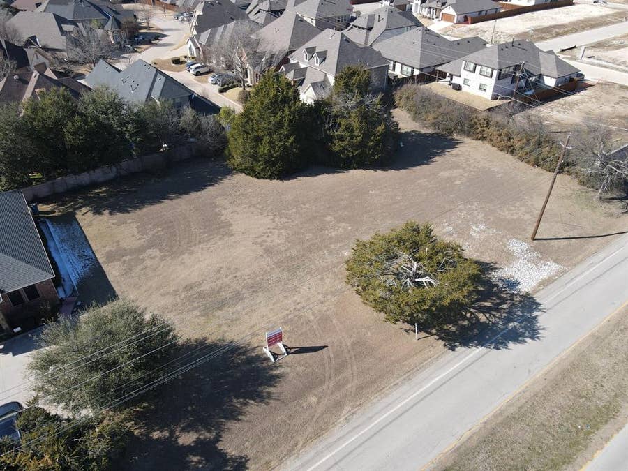 Property photo for 1700 N Westmoreland Road Road, DeSoto, TX