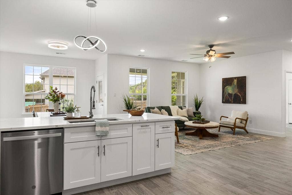 2617 Creek Drive, Granbury, TX 76048 2617 Creek Drive, Granbury, TX 76048