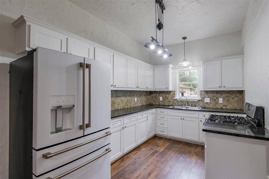 Property photo for 607 Williams Street, Waxahachie, TX