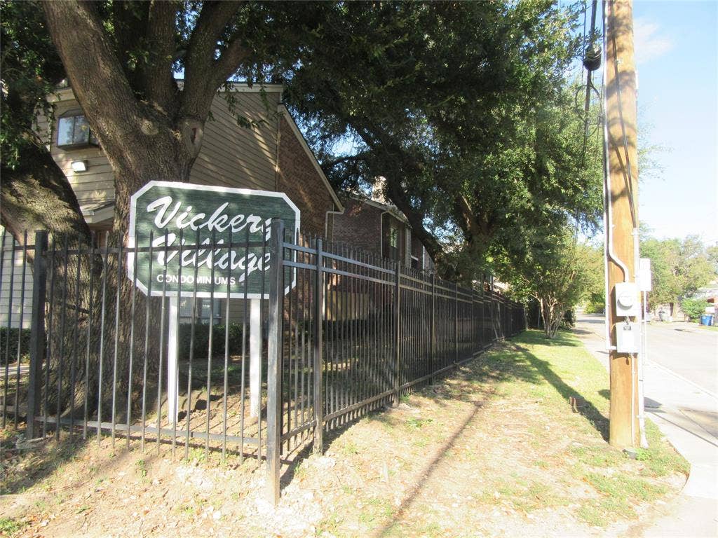 5750 Phoenix Drive, #19, Dallas, TX 75231 5750 Phoenix Drive, #19, Dallas, TX 75231