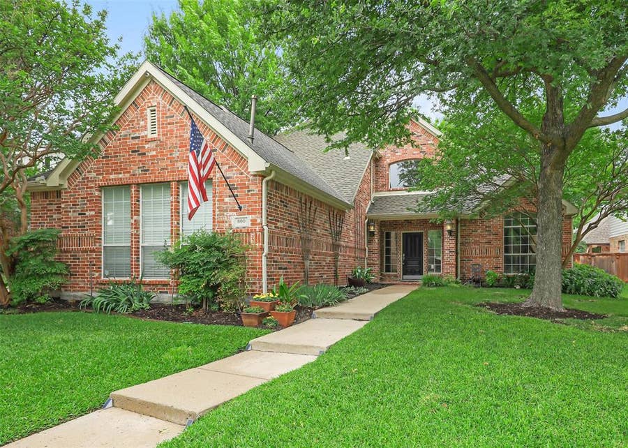 Property photo for 800 Coralberry Drive, McKinney, TX