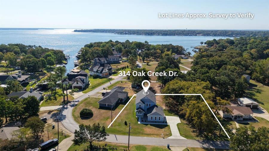 Property photo for 314 Oak Creek Drive, Tool, TX