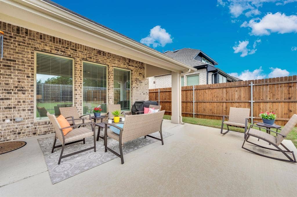 922 Cardinal Drive, Midlothian, TX 76065 Extended concrete slab