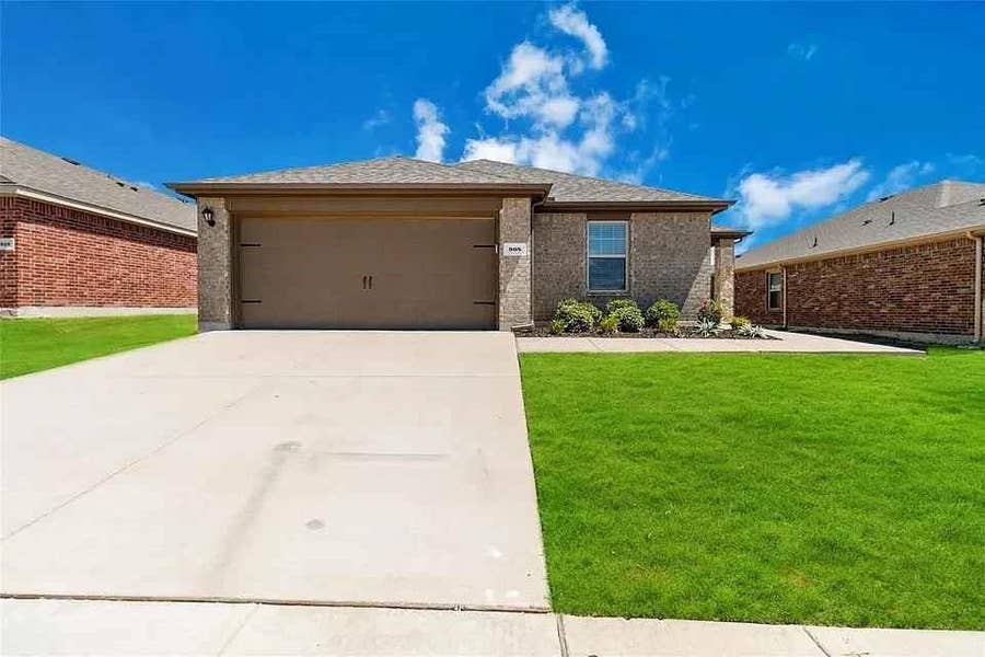 Property photo for 908 Mercury Drive, Princeton, TX