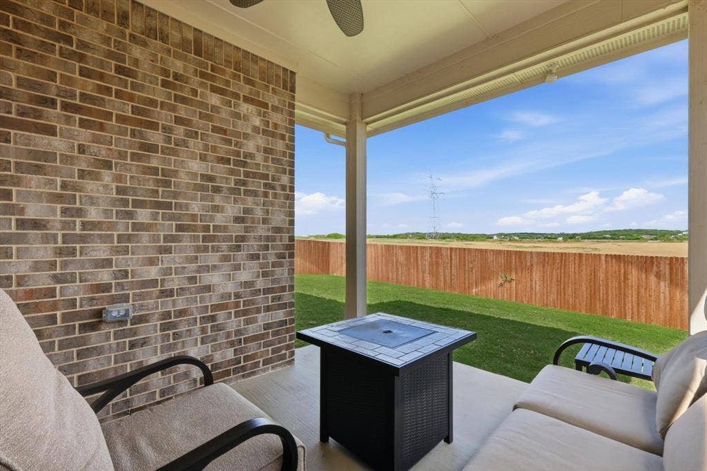 3021 Lionsgate Drive, Argyle, TX 76226