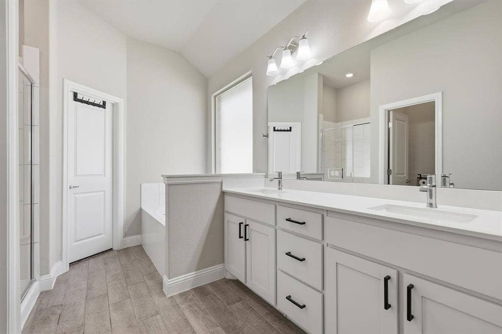 3021 Lionsgate Drive, Argyle, TX 76226
