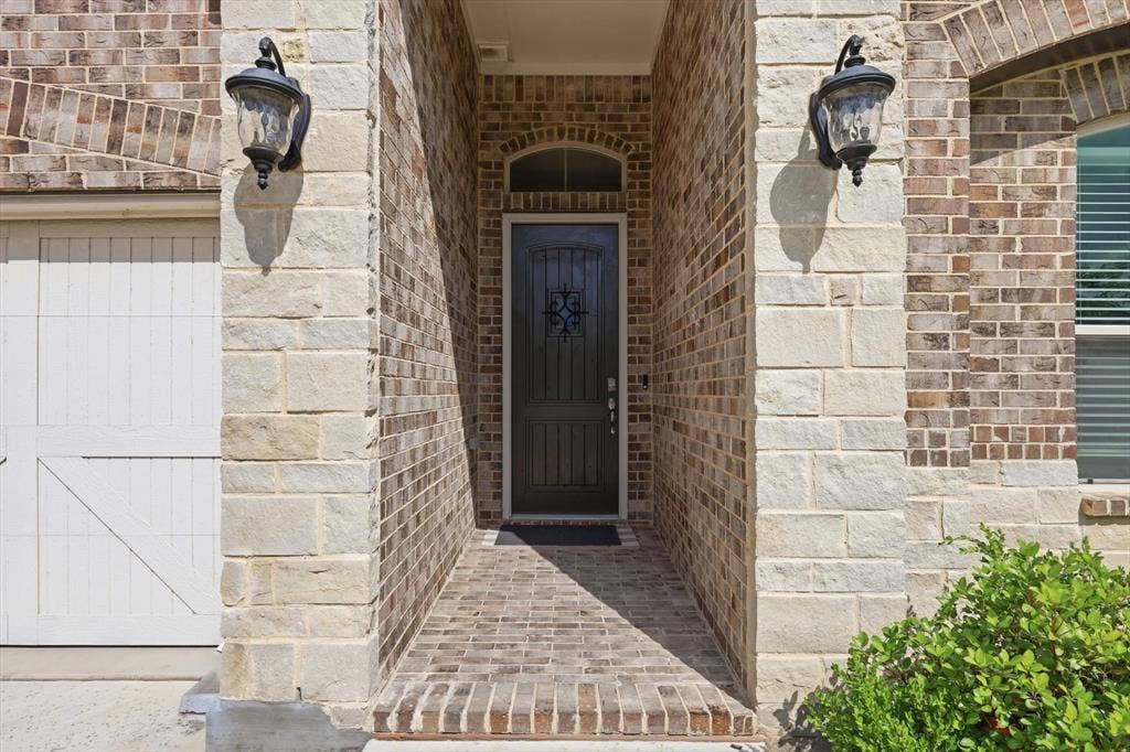 3021 Lionsgate Drive, Argyle, TX 76226