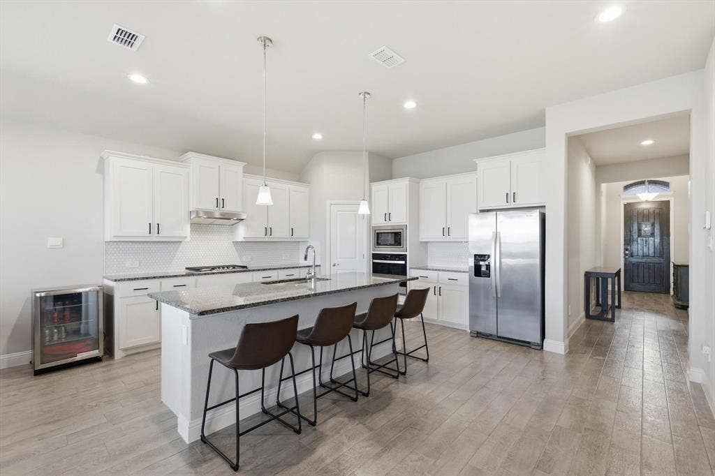 3021 Lionsgate Drive, Argyle, TX 76226