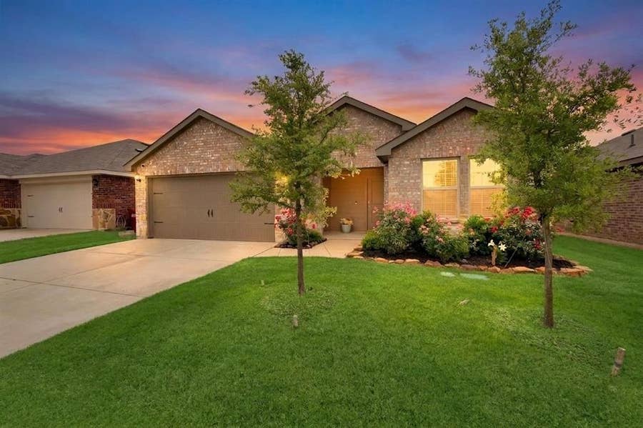Property photo for 2122 Berrywood Drive, Royse City, TX
