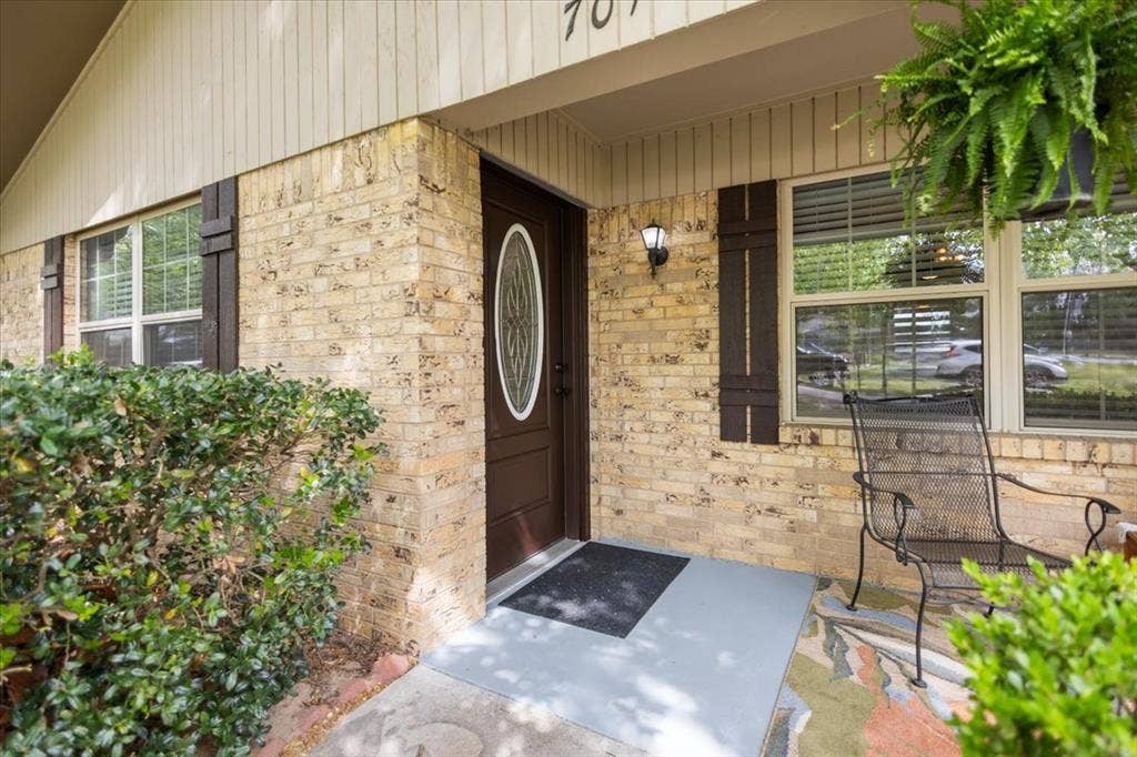 701 Georgia Street, Lindale, TX 75771 701 Georgia Street, Lindale, TX 75771