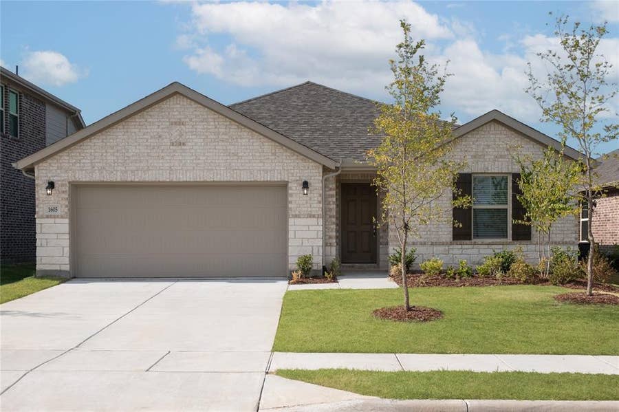 Property photo for 1605 Gulin Street, Royse City, TX