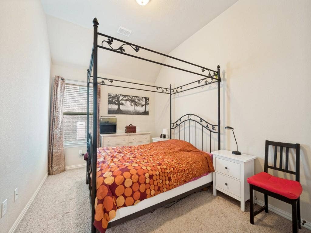 9948 Atlantic Lane, Frisco, TX 75035 Bedroom 2