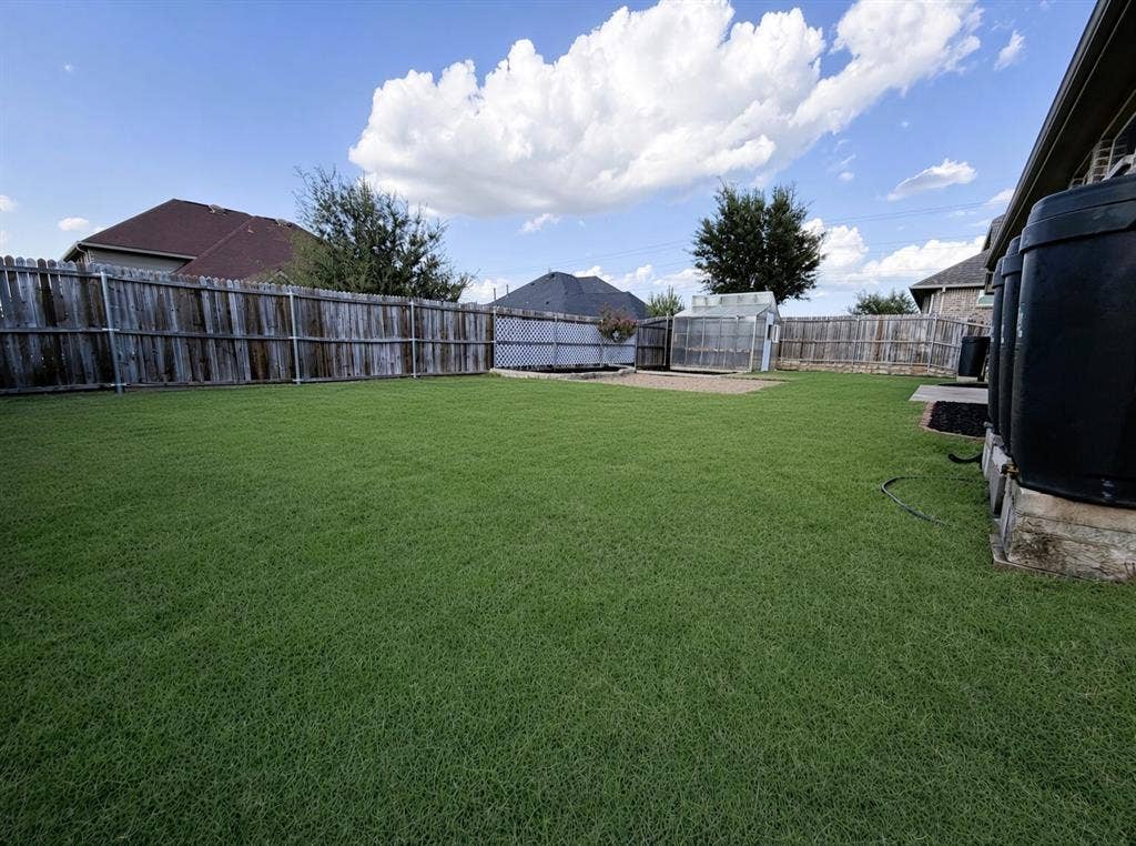 9948 Atlantic Lane, Frisco, TX 75035 New sod virtually enhanced