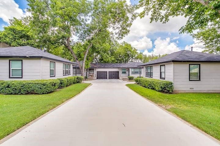 Property photo for 4704 Collinwood Avenue, Fort Worth, TX