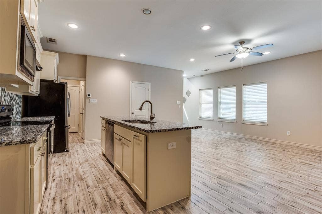 336 Austin Avenue, Wylie, TX 75098 336 Austin Avenue, Wylie, TX 75098