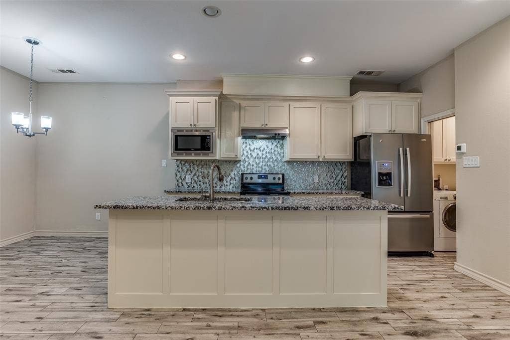 336 Austin Avenue, Wylie, TX 75098 336 Austin Avenue, Wylie, TX 75098