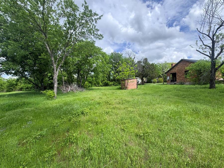 Property photo for 1210 W Old Chico Road, Decatur, TX