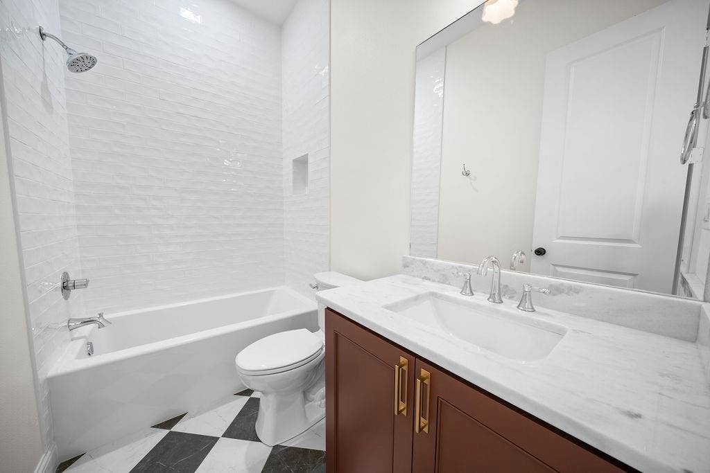 4628 Flat Creek Cove, Tyler, TX 75703 4628 Flat Creek Cove, Tyler, TX 75703