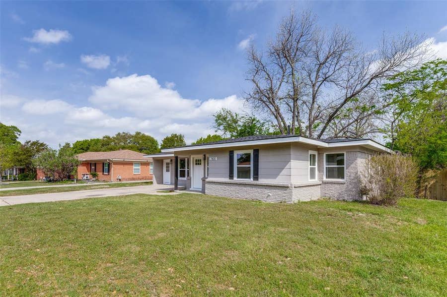 Property photo for 7800 Gaston Avenue, Fort Worth, TX