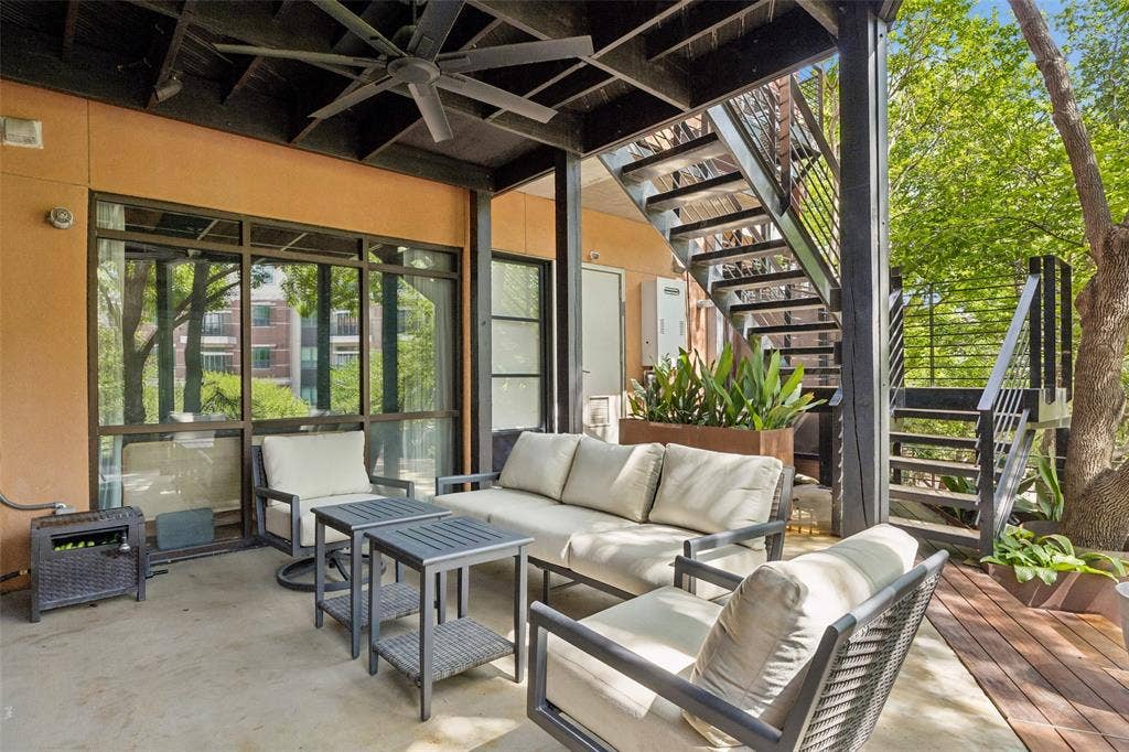 2911 Magnolia Hill Court, Dallas, TX 75201 2911 Magnolia Hill Court, Dallas, TX 75201