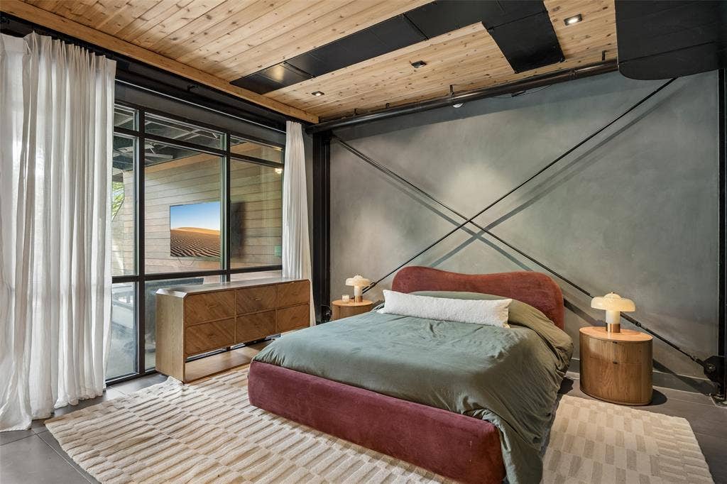 2911 Magnolia Hill Court, Dallas, TX 75201 Bedroom #2