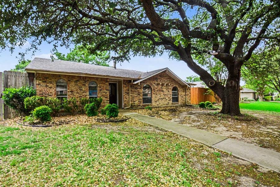 Property photo for 1408 Vanderbilt Drive, Plano, TX