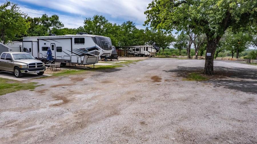 Property photo for 4650 Robertson Road, Fort Worth, TX