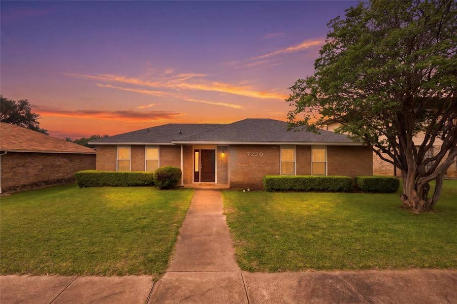 Property photo for 7220 Elderberry Lane, Dallas, TX