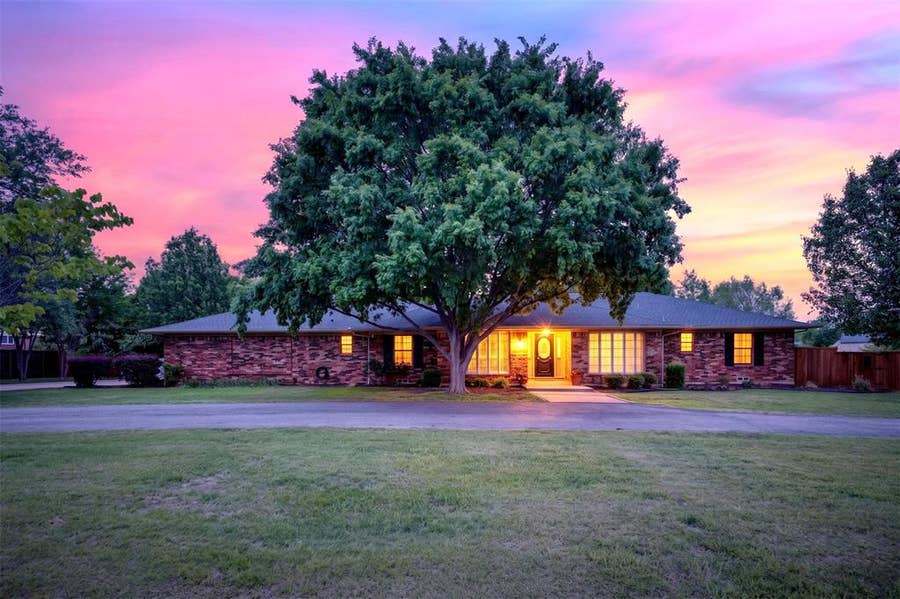 Property photo for 4607 Sachse Road, Sachse, TX