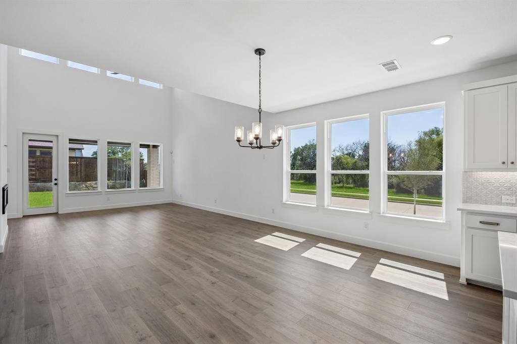 4211 Rosita Lane, Prosper, TX 75078 With the dining and kitchen open to the family room, our Sinclaire II plan is an entertainers dream home!