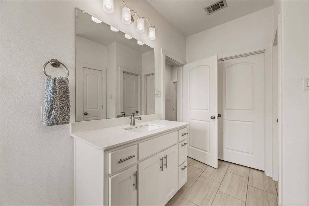 7383 Switchgrass Road, Frisco, TX 75033 7383 Switchgrass Road, Frisco, TX 75033