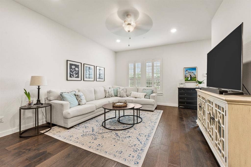7383 Switchgrass Road, Frisco, TX 75033 7383 Switchgrass Road, Frisco, TX 75033