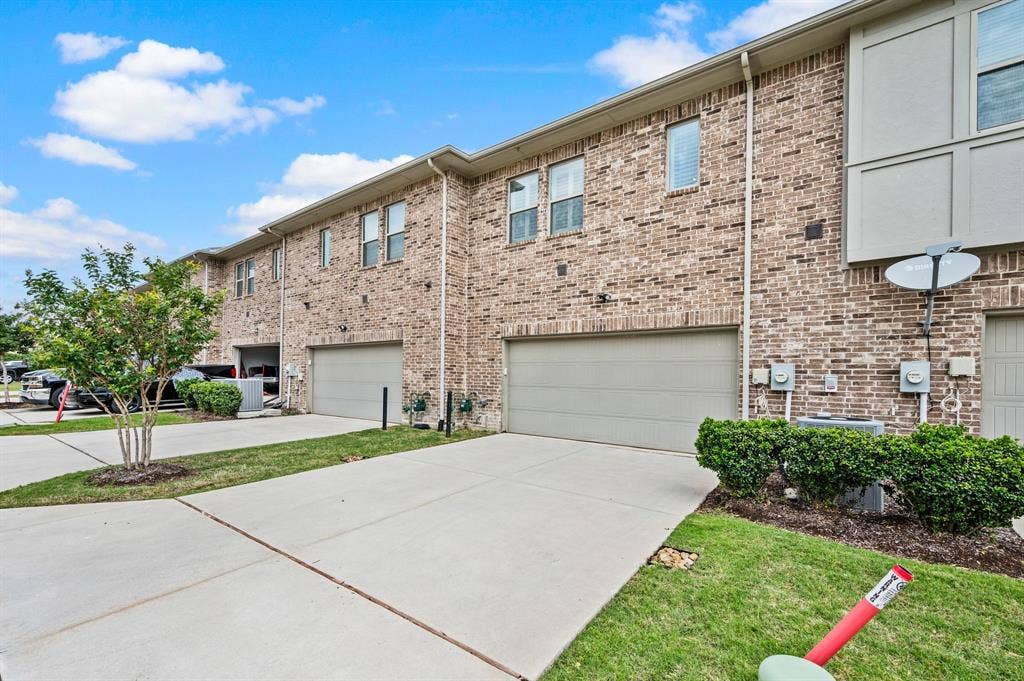 7383 Switchgrass Road, Frisco, TX 75033 7383 Switchgrass Road, Frisco, TX 75033