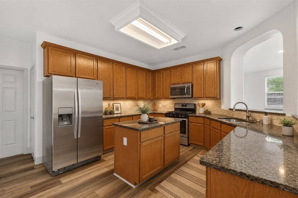 1321 Iron Horse Street, Wylie, TX 75098 Virtually Staged
